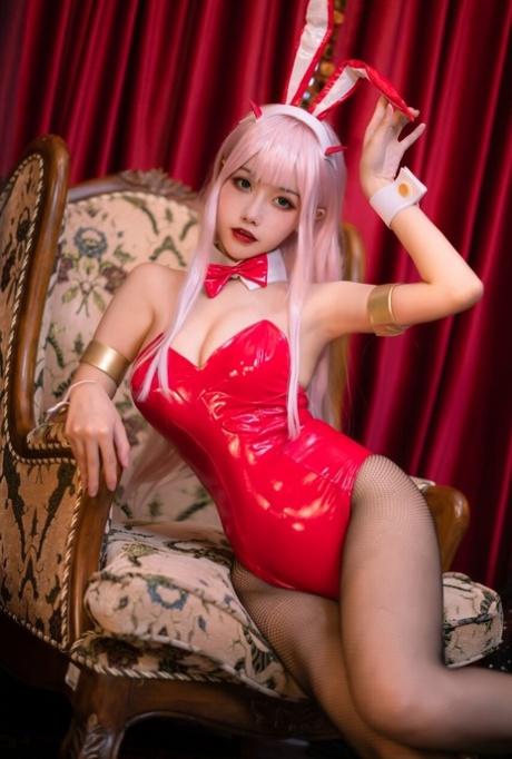 Naughty housewife playing with her pussy